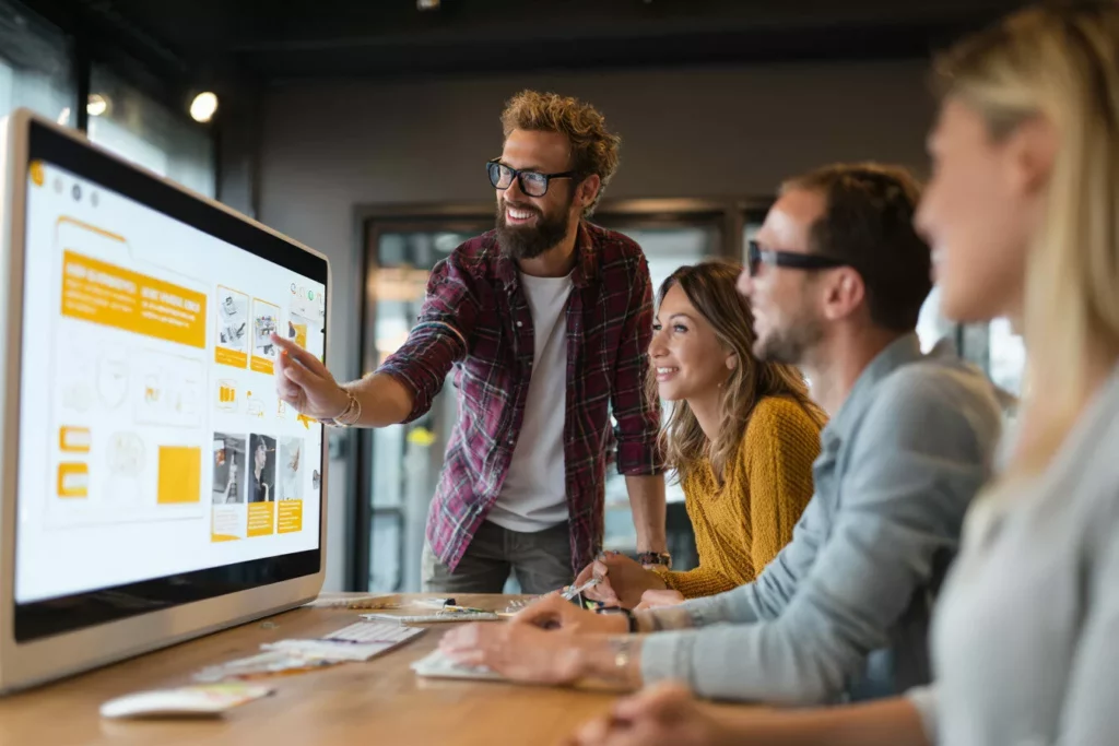 U8554719727 creative agency presenting website design on larg df236c77 d833 4e3e 9d5c 104b589b268f 3